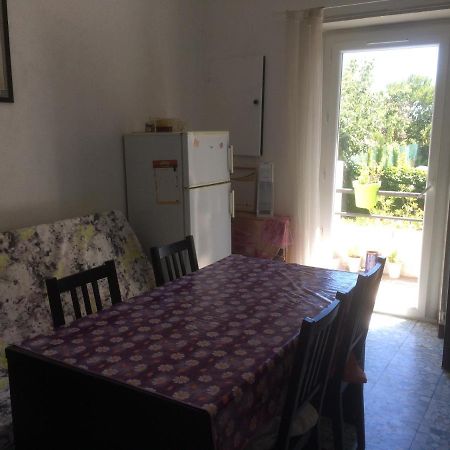 Appartement Sur Sommieres Jusqu'A 6 Personnes Exteriér fotografie